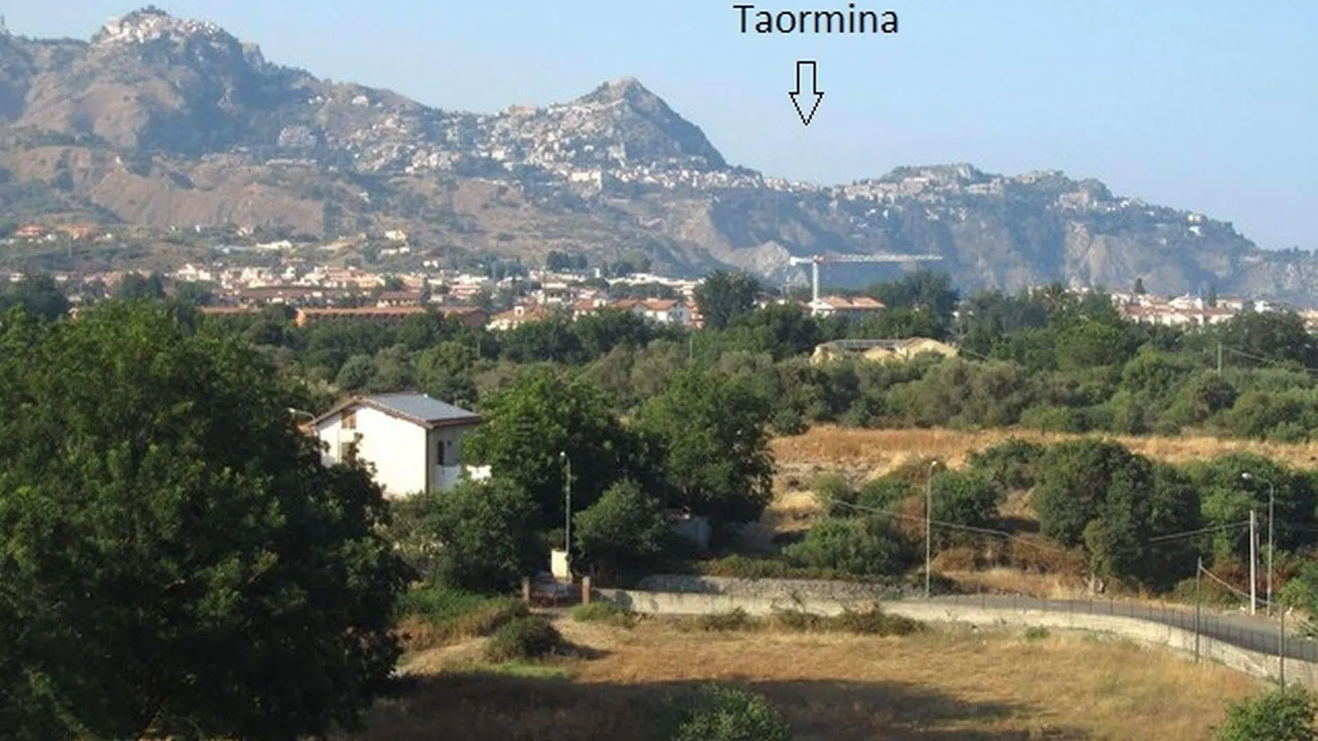Comeinsicily - Rocce Nere Giardini Naxos 0*,