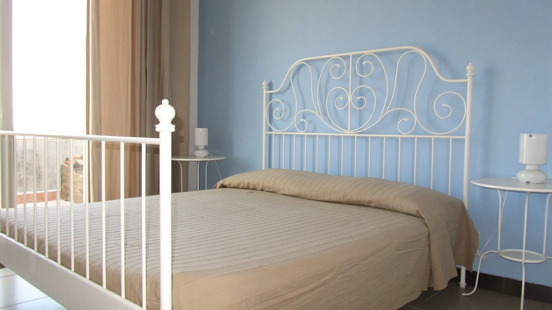 Comeinsicily - Rocce Nere Giardini Naxos Appartamento